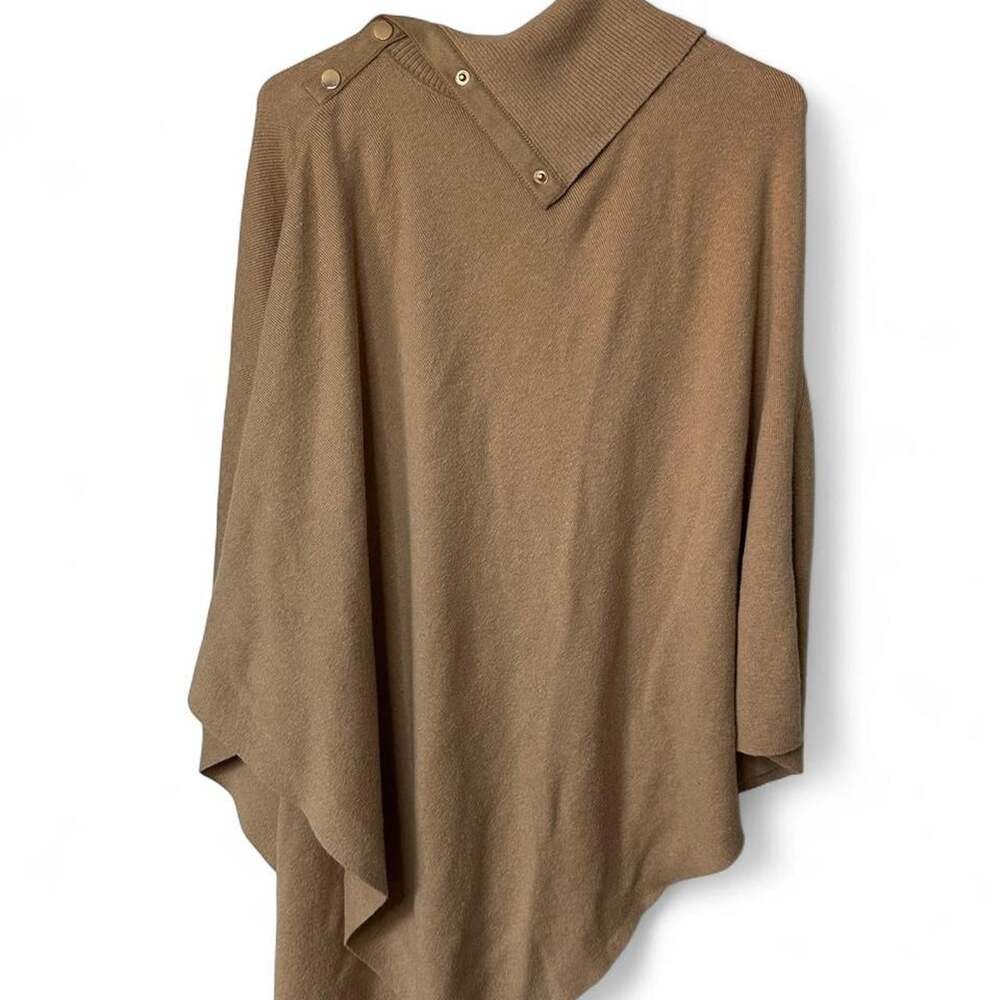 Chico's Women's Size S/M Tan Snap Neck Sweater Poncho with Gold Snap Buttons
